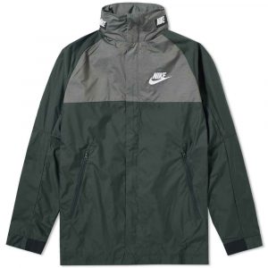 26-07-2017_nike_av15wovenjacket_outdoorgreen_black_white_861750-332_sp_1