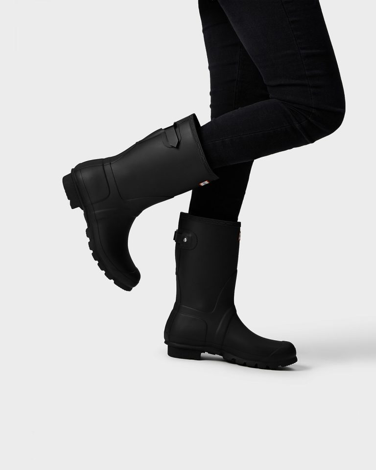 838Womens Black Short Adjustable Wellies